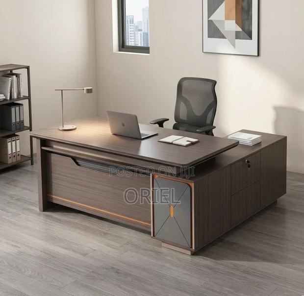 Office Desk : 1.6m Manager’s Modern Office Desk - thumbnail 13