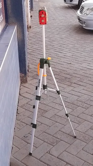 Laser Level With Tripod Stand