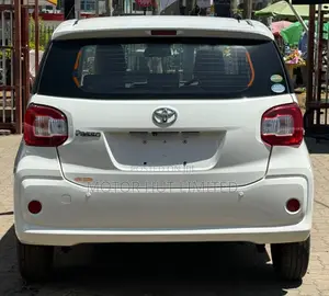 Toyota Passo 1.0 FWD 2018 White
