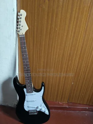 Black Electric Guitar – Great Sound Stylish Design