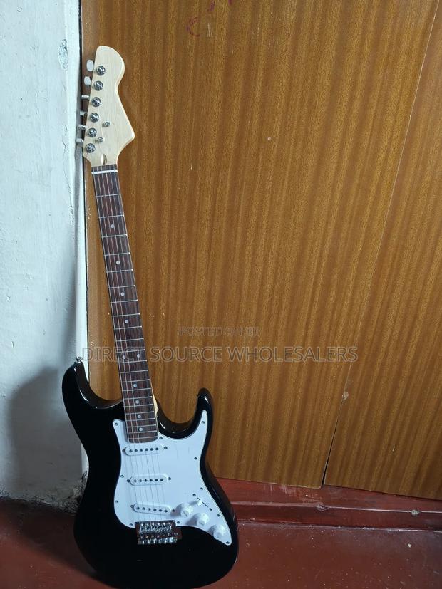 Black Electric Guitar – Great Sound Stylish Design