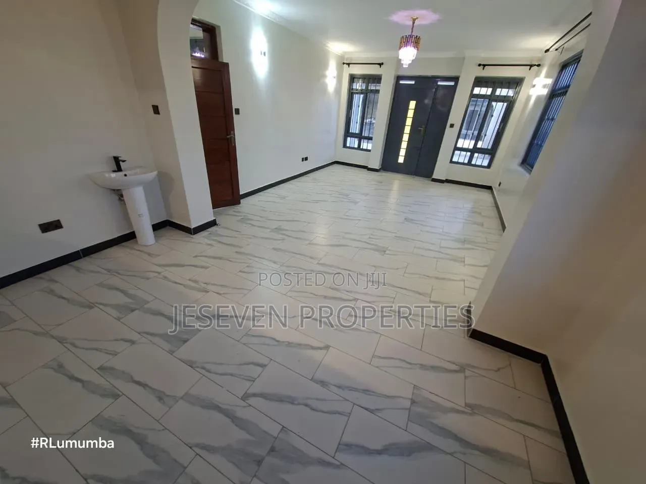 6bdrm Mansion in Syokimau for rent