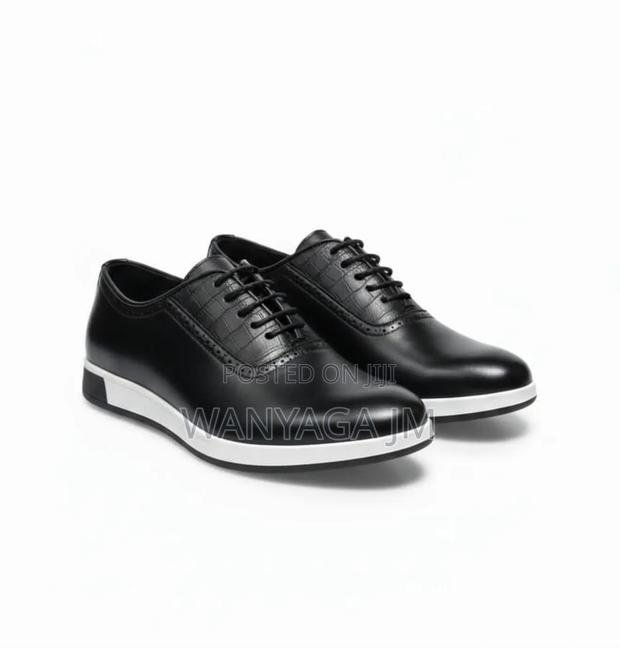 Sports Shoes and Sneakers - thumbnail 14