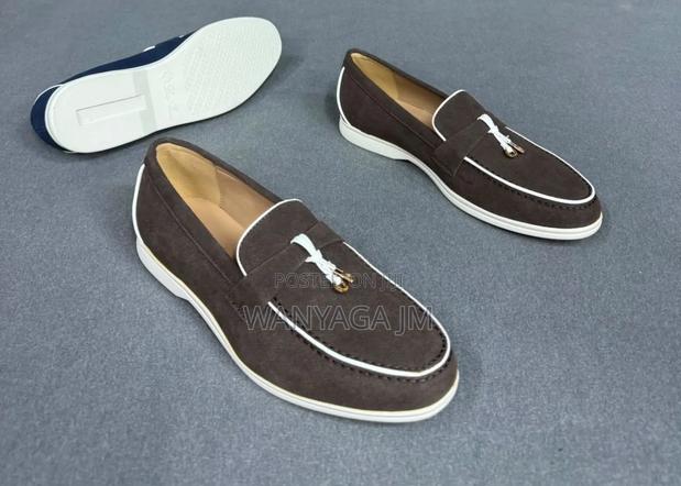 Sports Shoes and Sneakers - thumbnail 16
