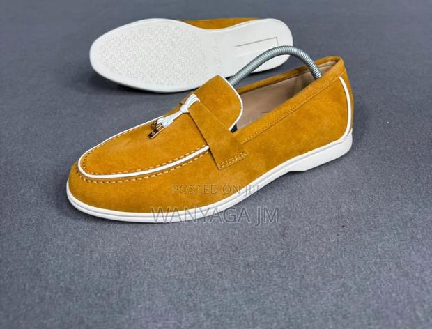 Sports Shoes and Sneakers - thumbnail 17