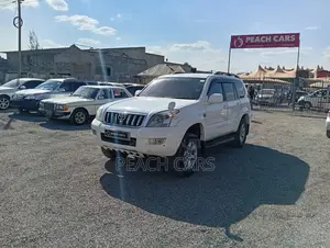 Toyota Land Cruiser Prado 2004 White