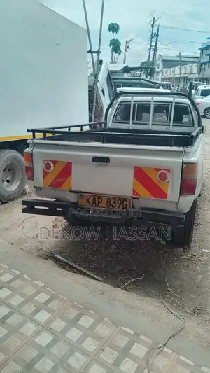 Isuzu D-MAX 2005 White