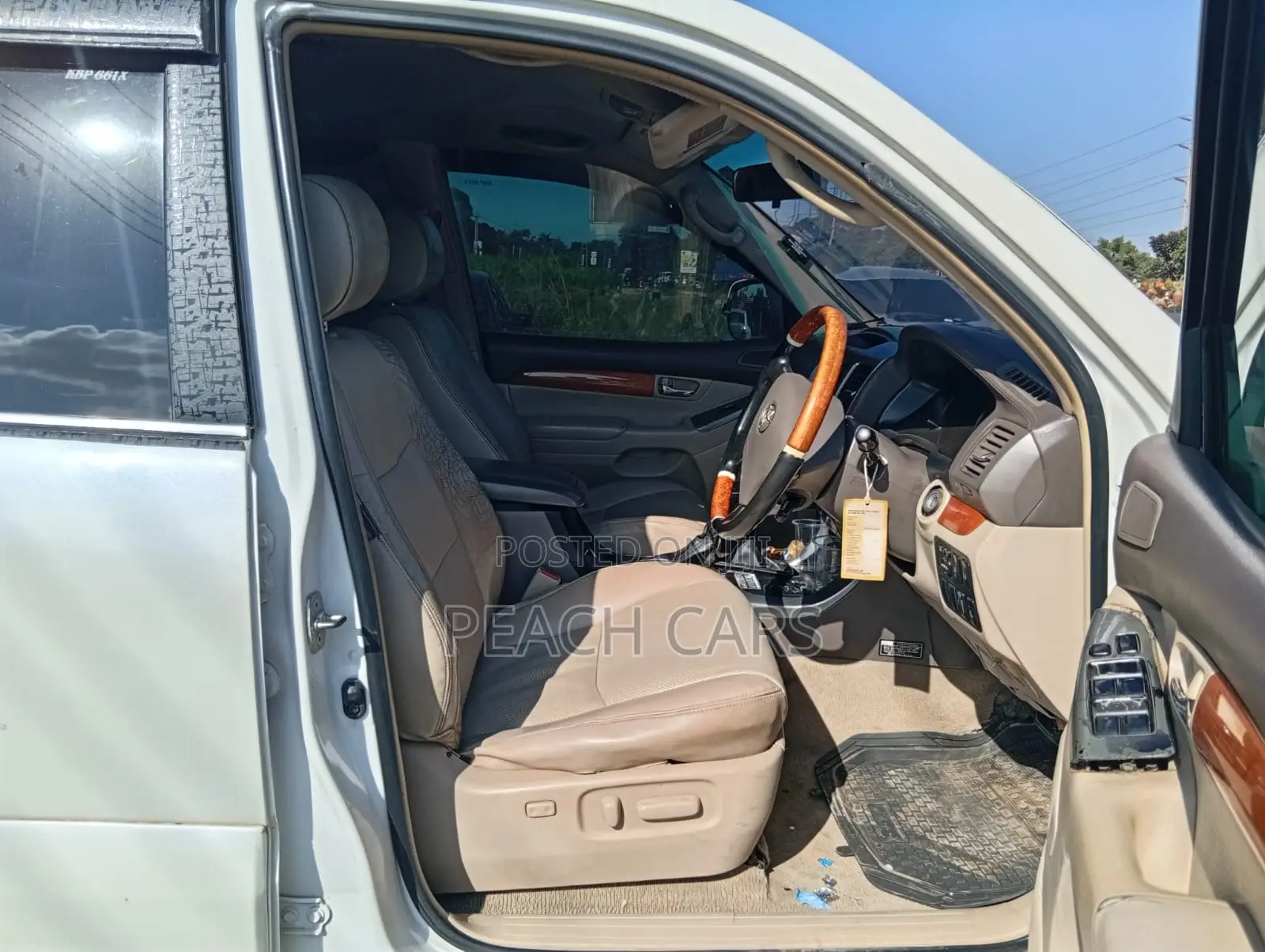 Toyota Land Cruiser Prado 2004 White