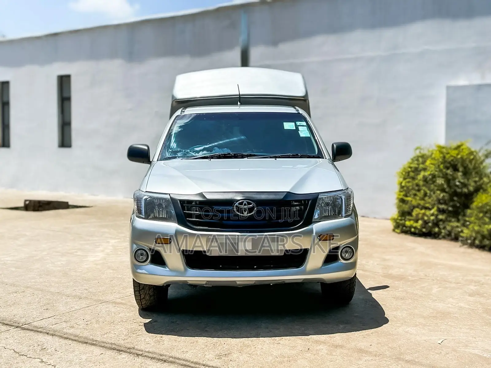 Toyota Hilux 2015 Silver