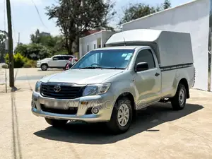 Toyota Hilux 2015 Silver