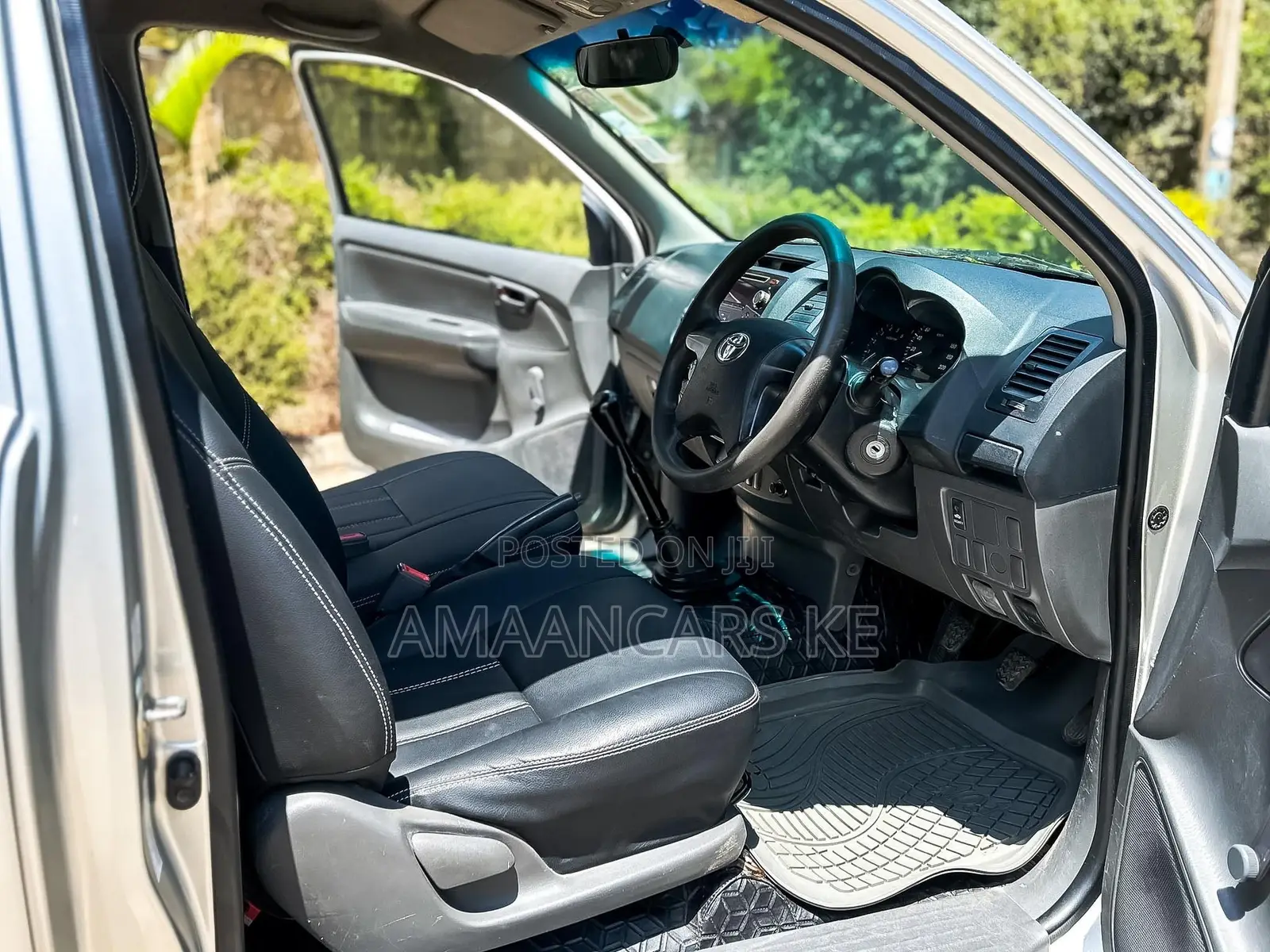 Toyota Hilux 2015 Silver