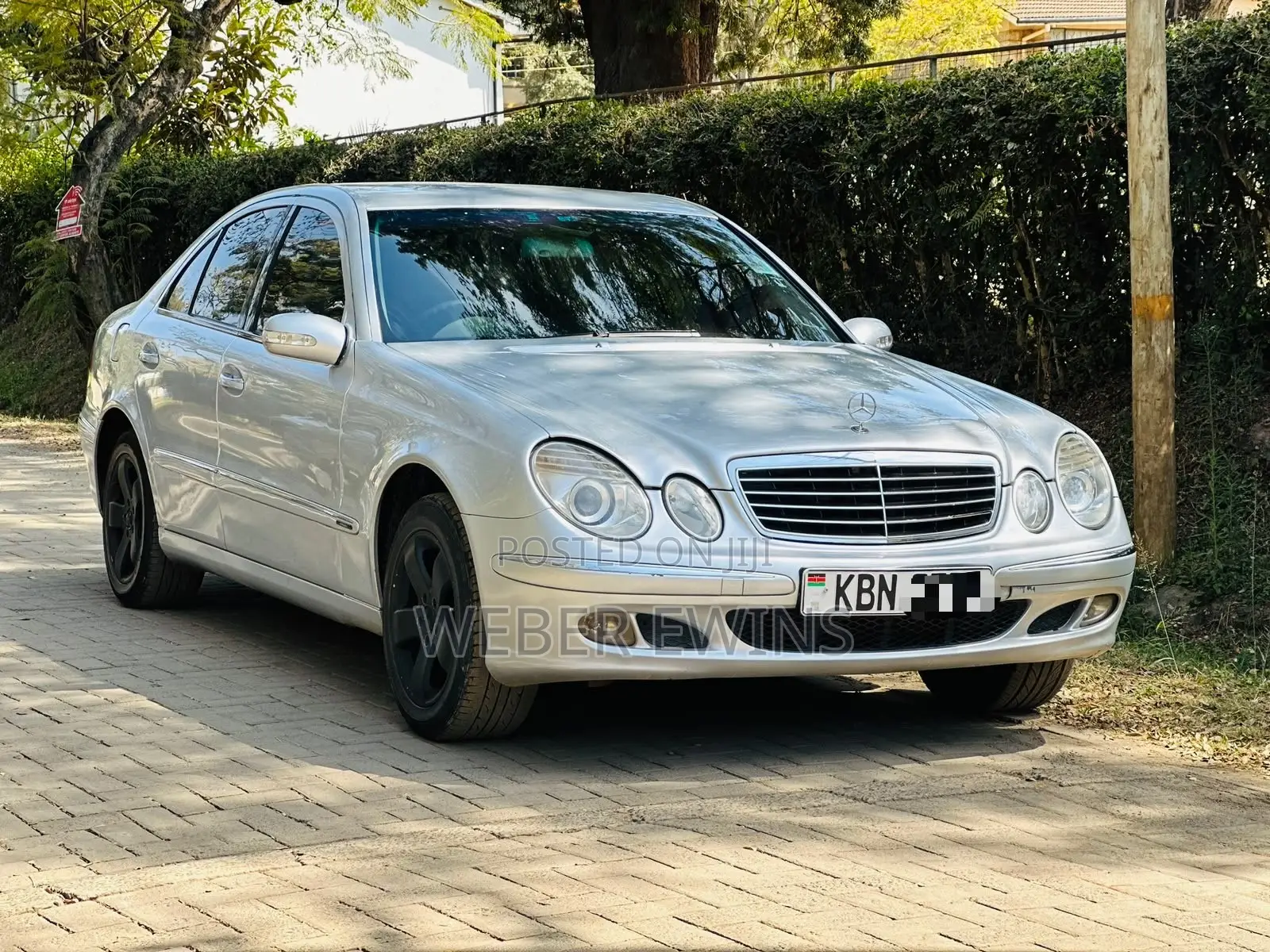 Mercedes-Benz E200 2003 Silver