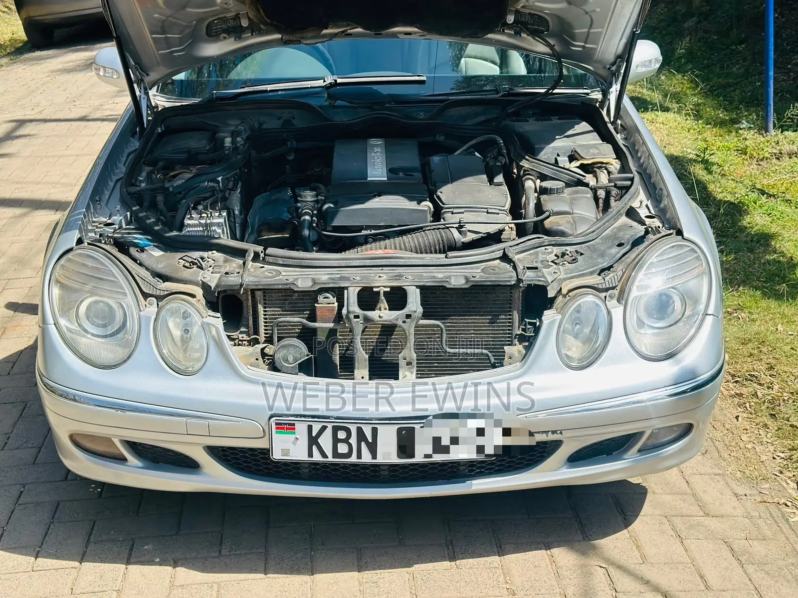 Mercedes-Benz E200 2003 Silver