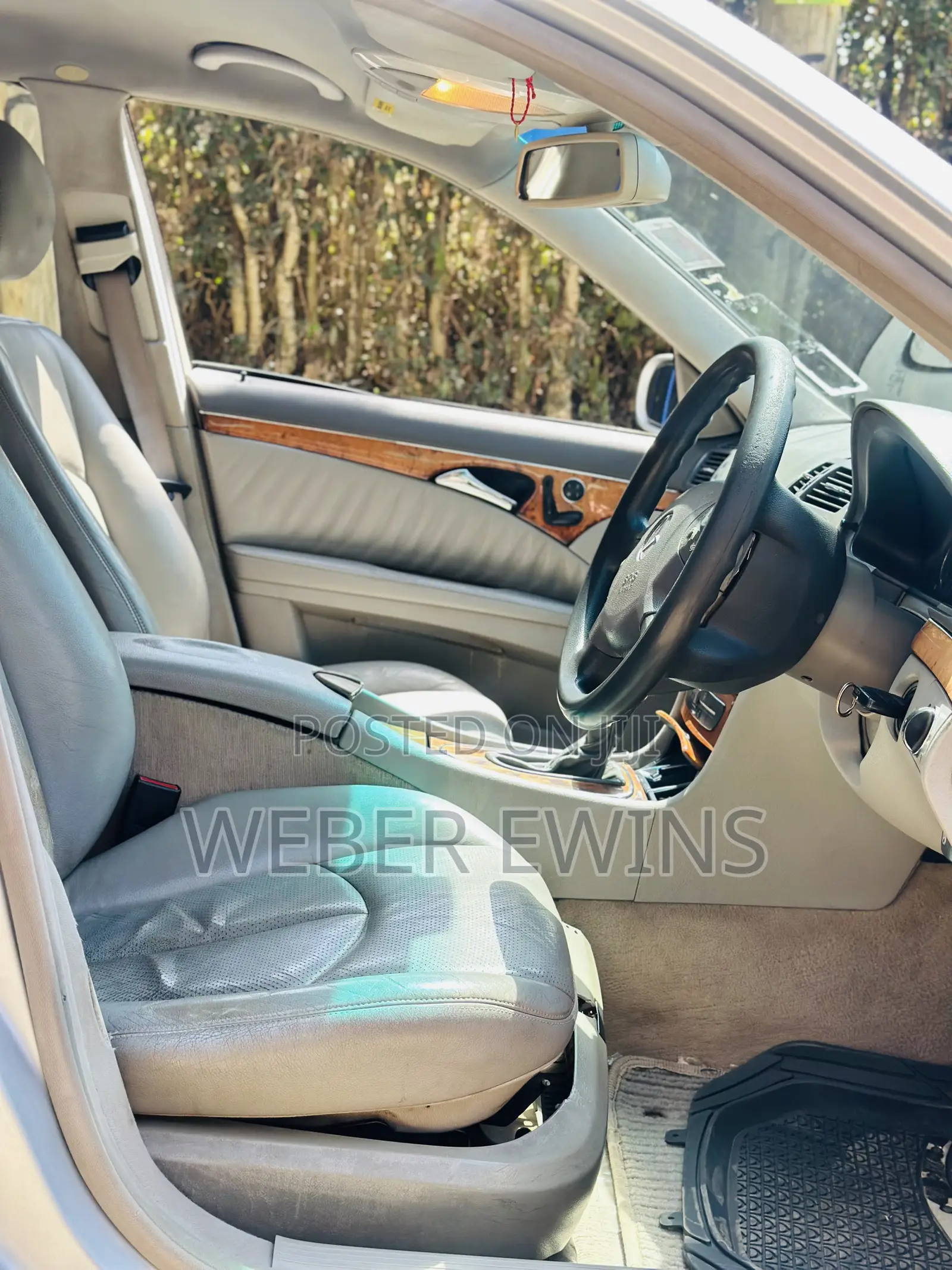 Mercedes-Benz E200 2003 Silver