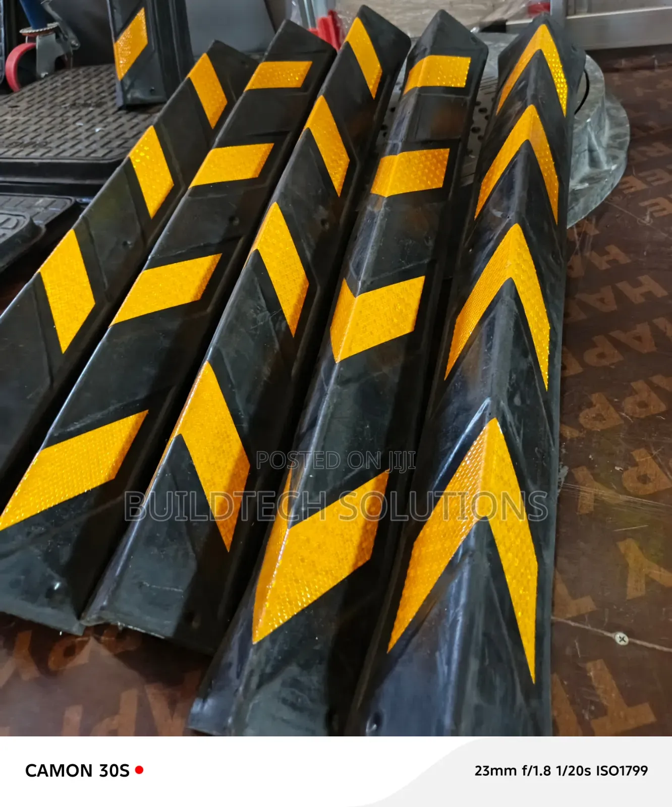 Heavy Duty Rubber Column Corner Guard