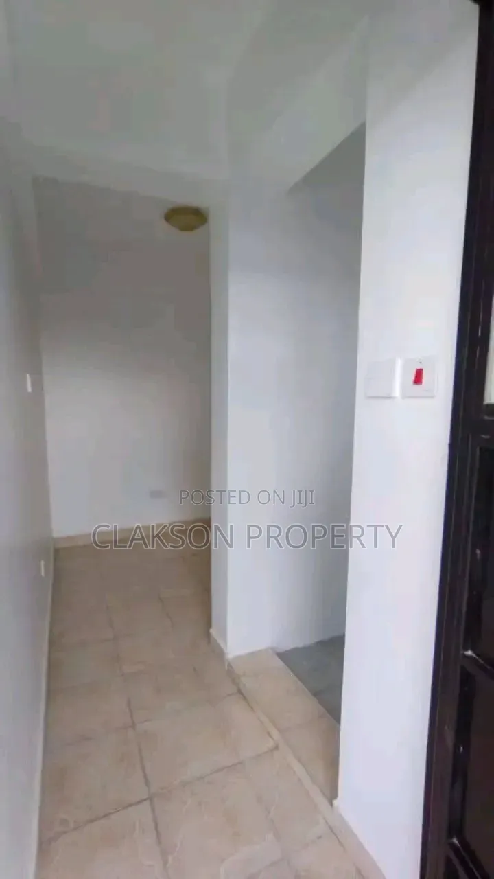 2bdrm Apartment in Road, Muhuru for rent