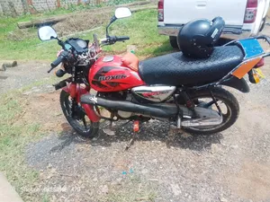 Bajaj Boxer 2022 Red
