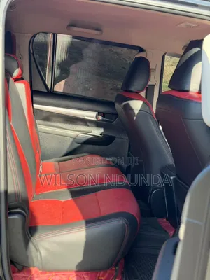 Toyota Hilux 2018 Black