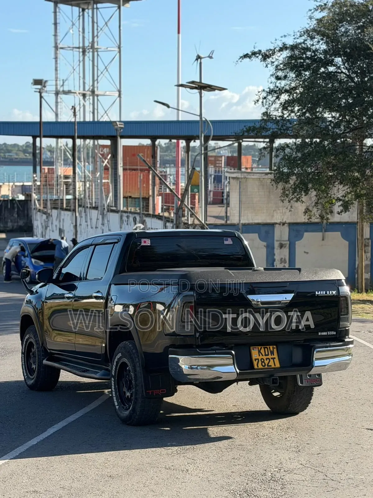 Toyota Hilux 2018 Black