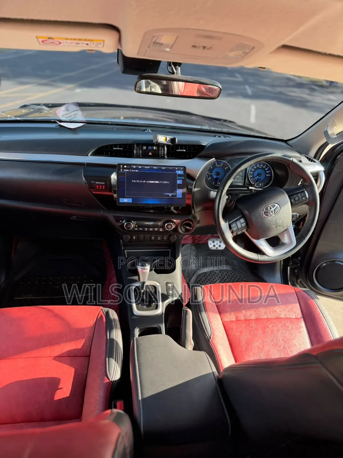 Toyota Hilux 2018 Black