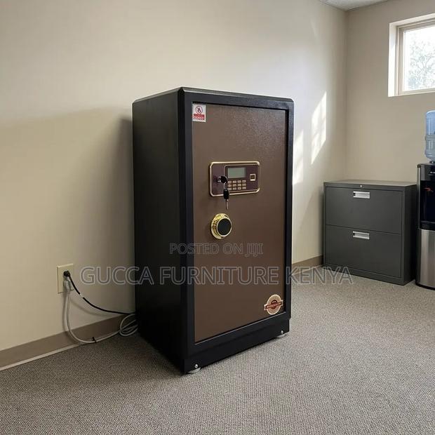 Electronic 80Kgs Fireproof Safe Box. - thumbnail 4