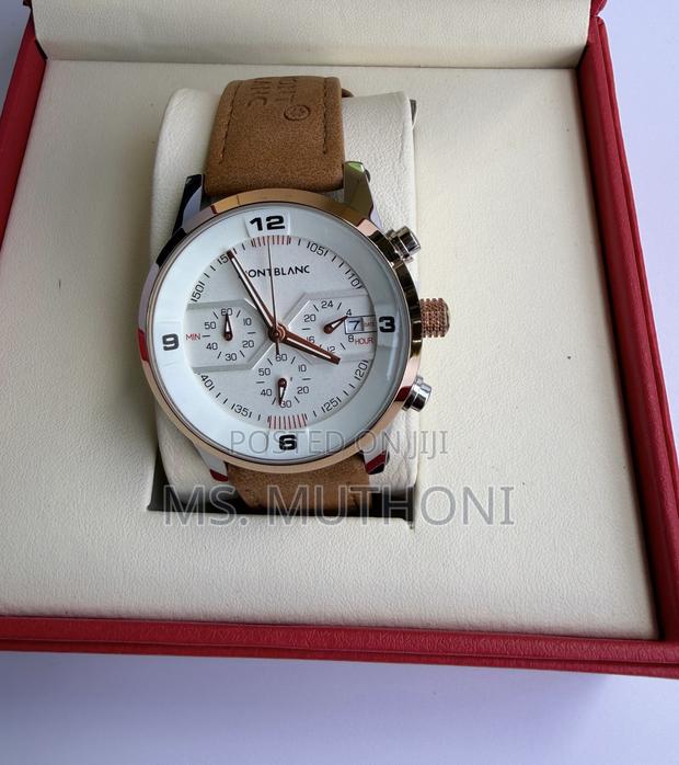 Textured Leather Straps Mont Blanc Gents Wrist Watch