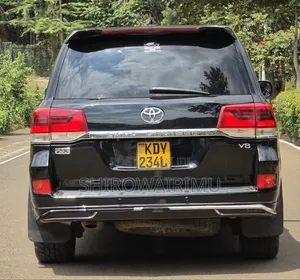 Toyota Land Cruiser 2011 Black
