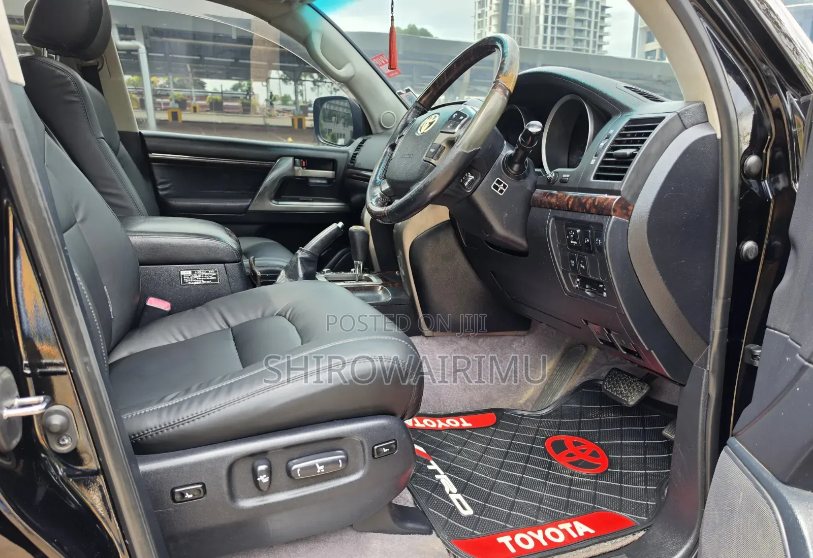 Toyota Land Cruiser 2011 Black