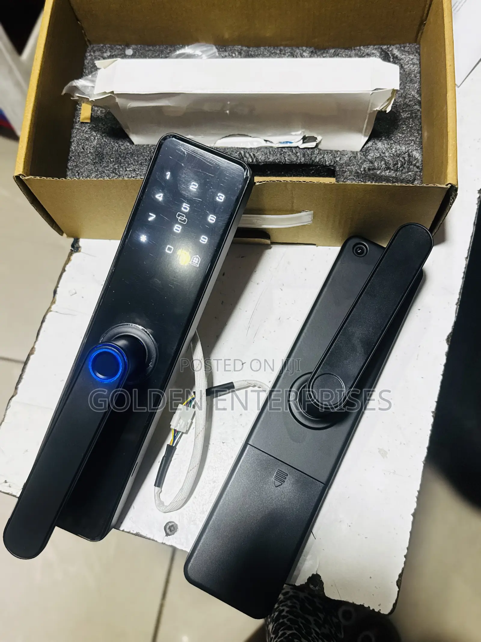 Smart Fingerprint Door Lock – Keyless Digital Security Handle