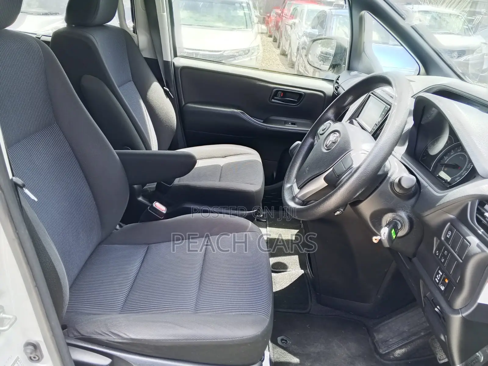 Toyota Voxy 2019 White