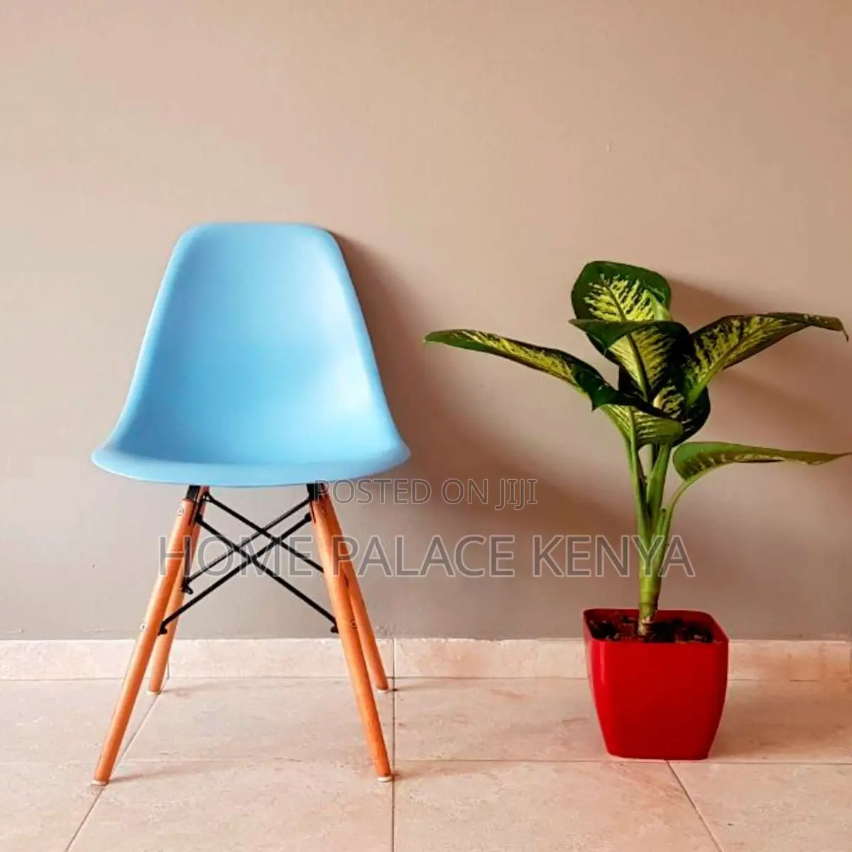Eames Chair; Designer Eames Inspired Dining Chair for Modern Homes