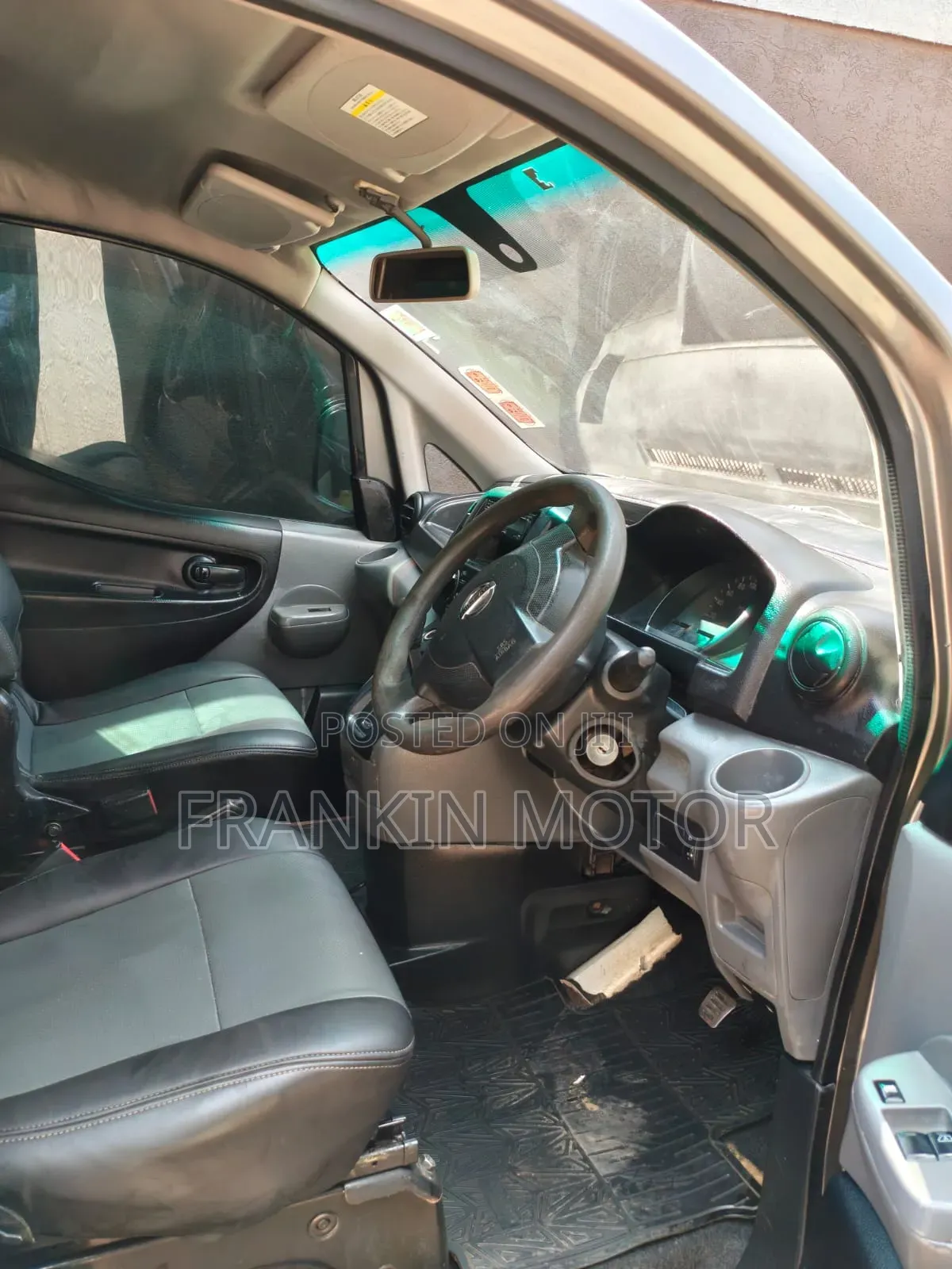 Nissan NV200 2012 Grey
