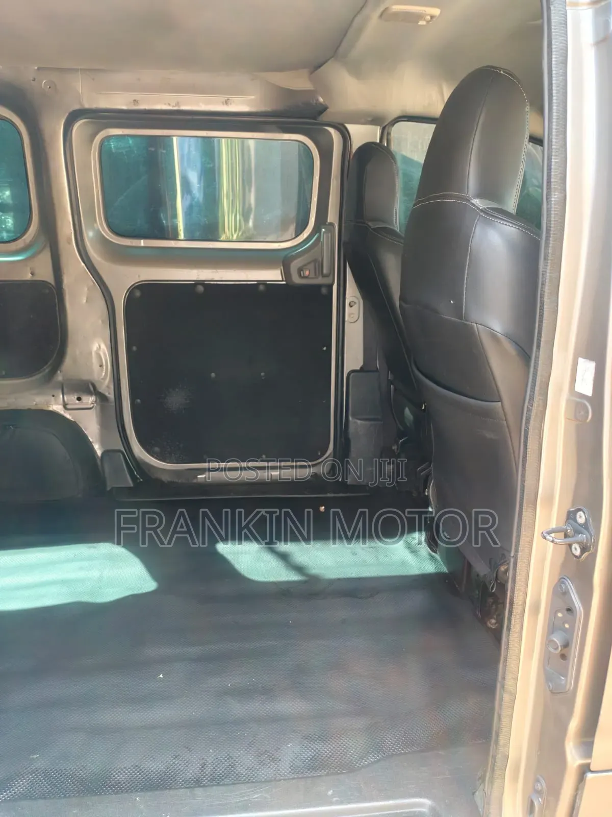 Nissan NV200 2012 Grey