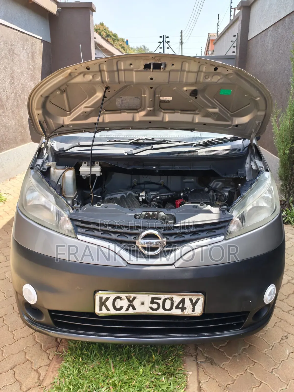 Nissan NV200 2012 Grey