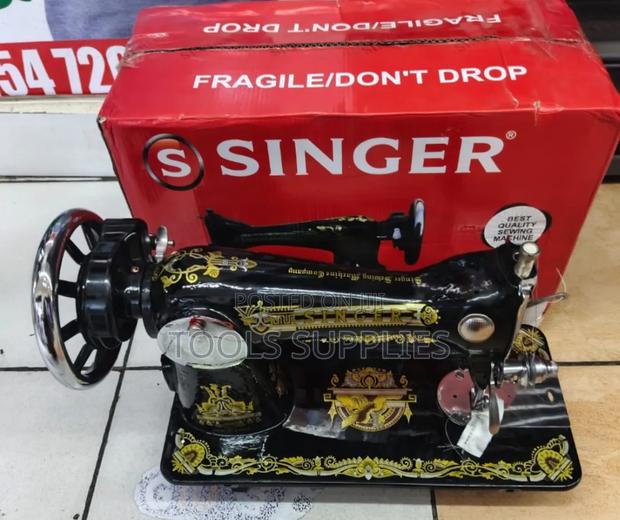 Singer Sewing Machine/Singer Sewing Machine Head - main view
