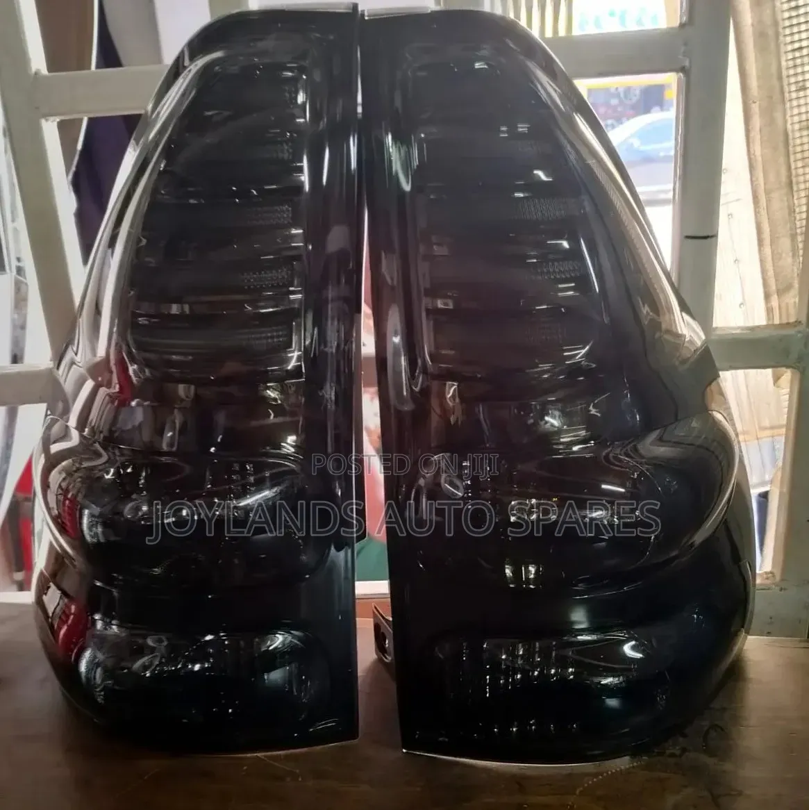 Prado 120 Aftermarket/Smoked-Led Tail Lights