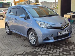 Toyota Ractis 2013 Blue