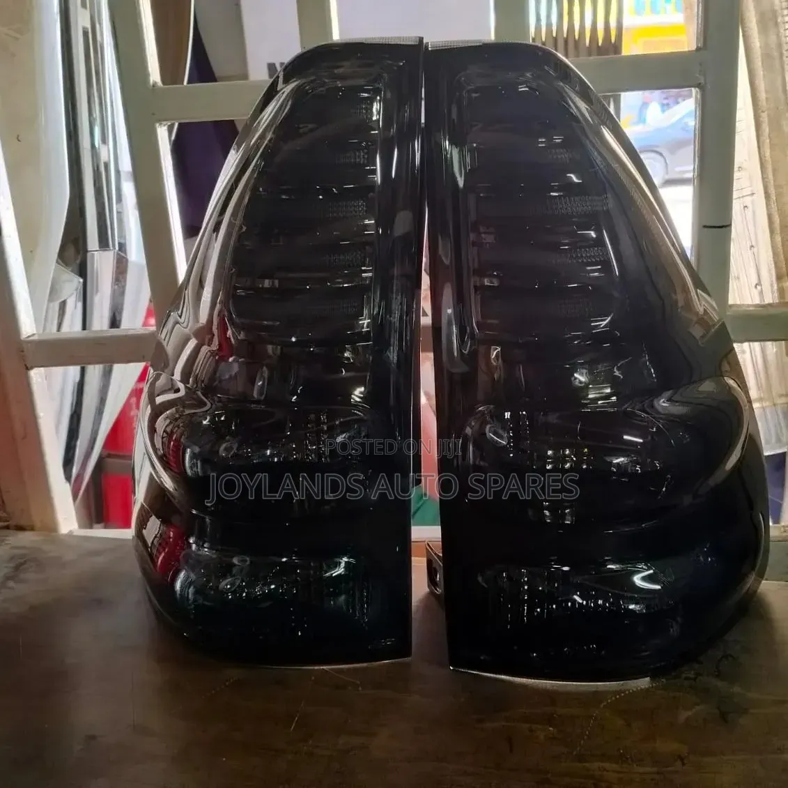 Prado 120 Aftermarket/Smoked-Led Tail Lights