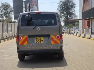 Nissan NV200 2012 Grey