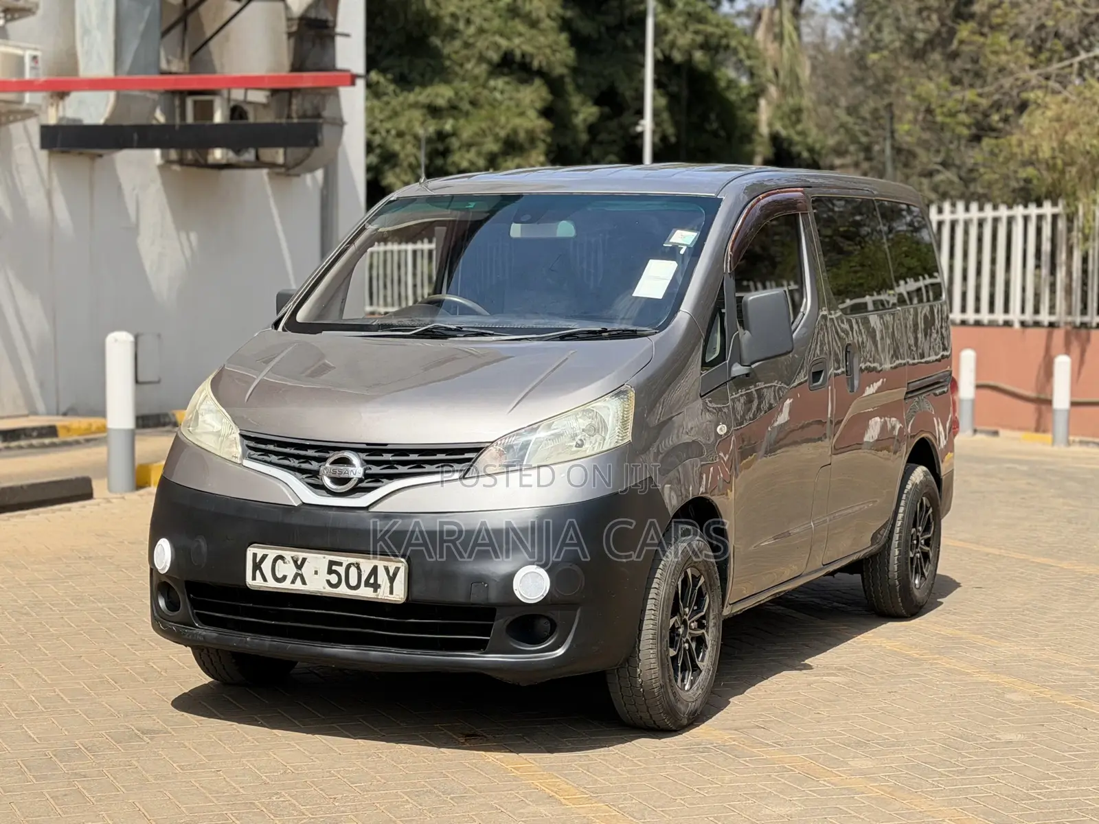 Nissan NV200 2012 Grey