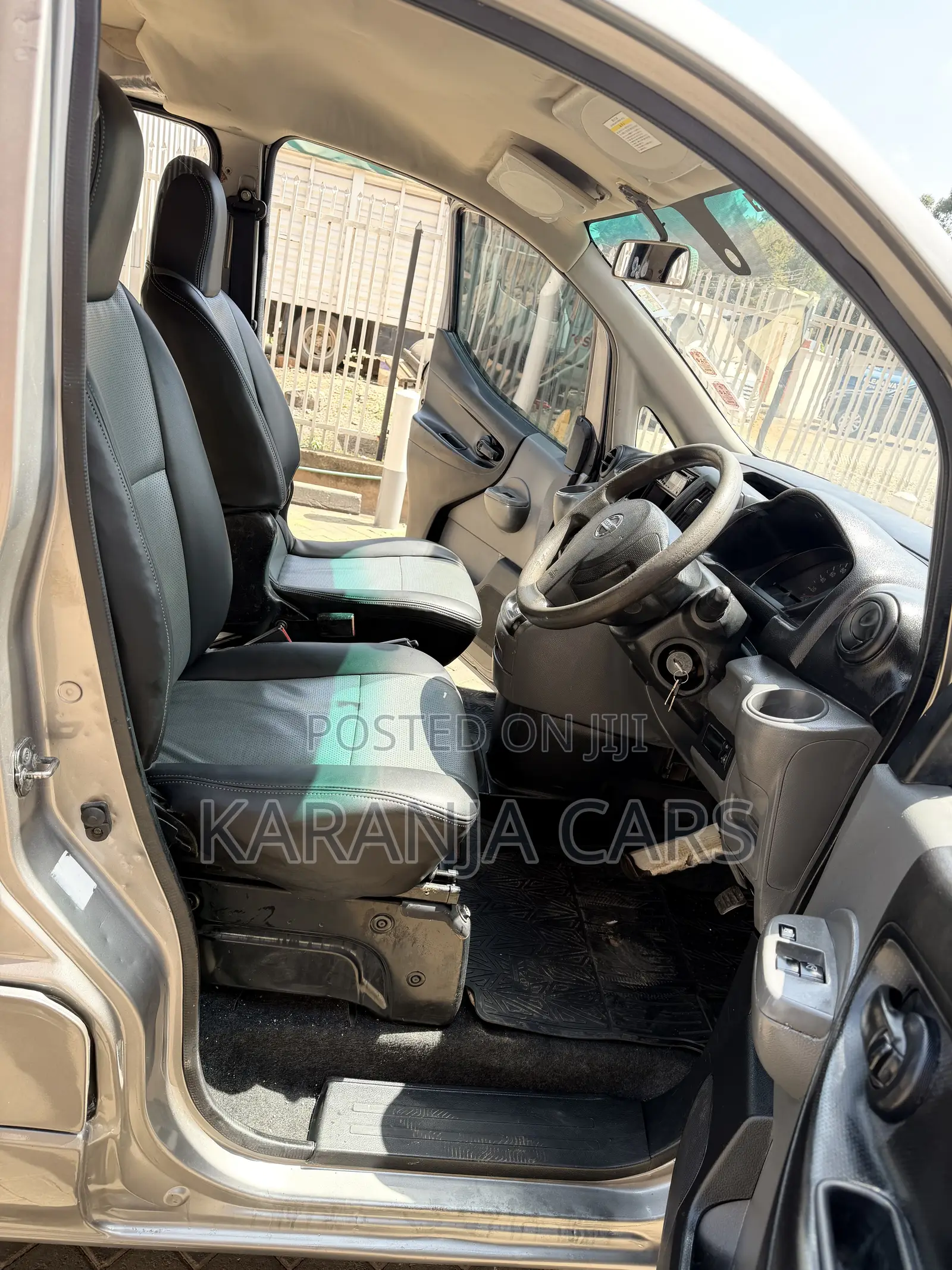 Nissan NV200 2012 Grey