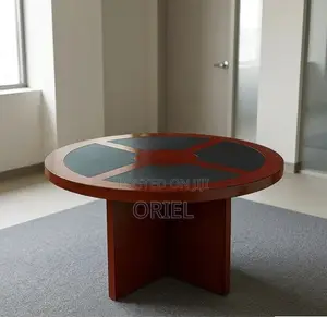 Boardroom Table : Round Meeting 4-Seater Conference Table