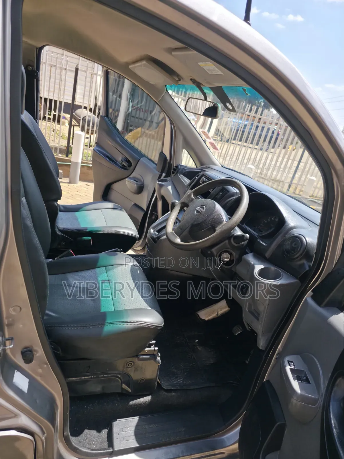 Nissan NV200 2012 Grey