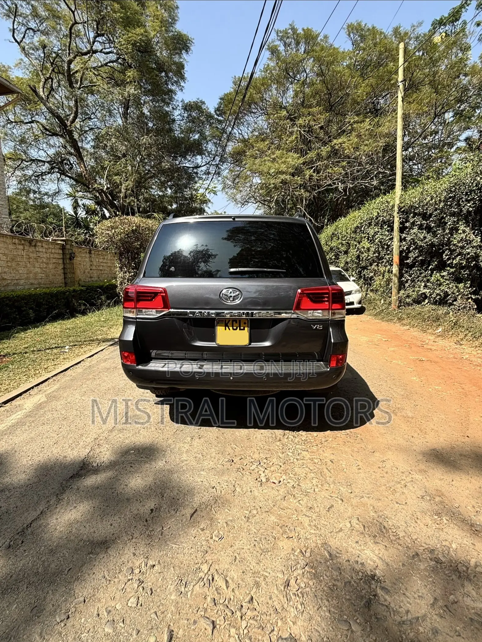 Toyota Land Cruiser 4.6 V8 ZX 2017 Gray