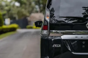 Nissan Serena 2019 Black