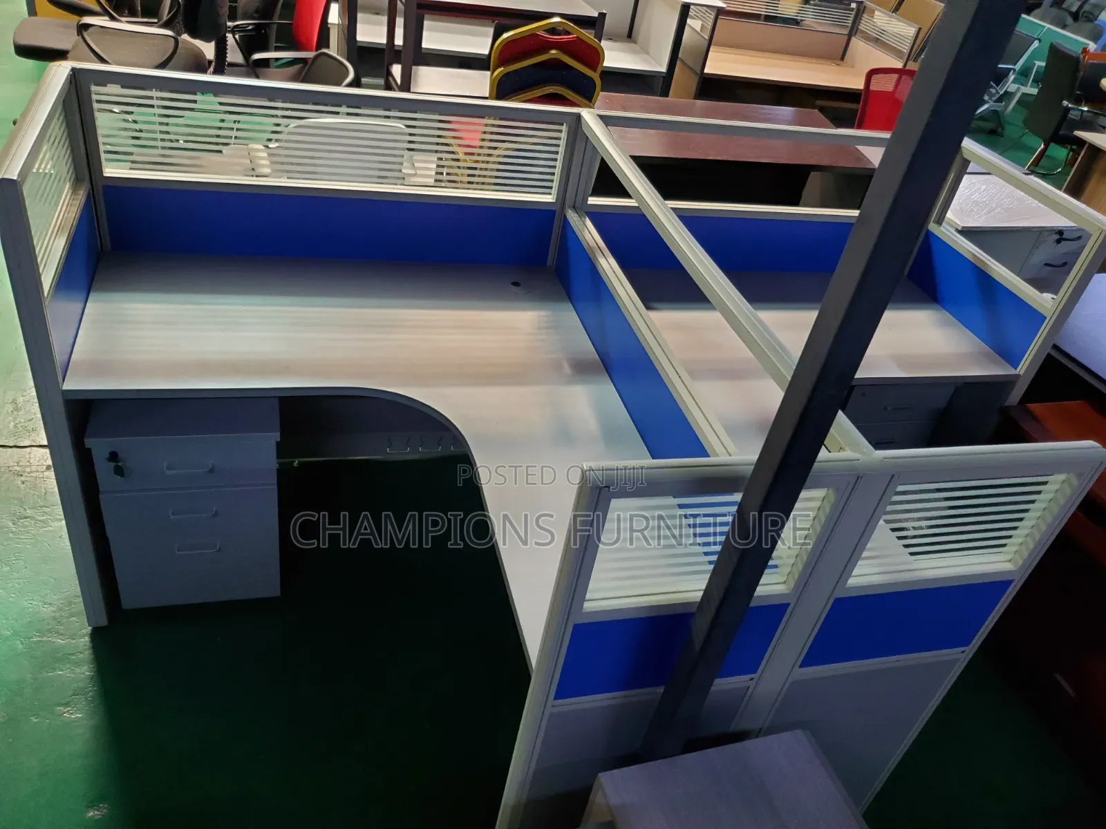 2-Way Cubicle Workstation