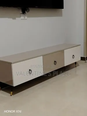 Affordable Living Room 5ftTV Stand - Clean Sturdy