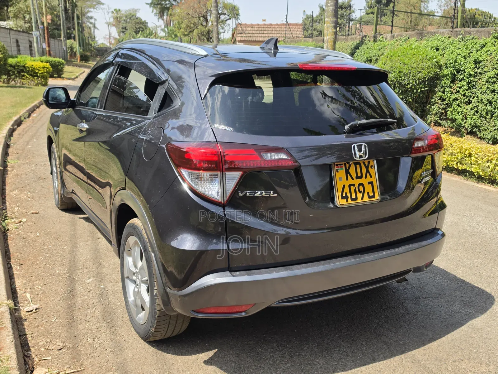 Honda Vezel 1.5 Hybrid 4WD 2018 Gray