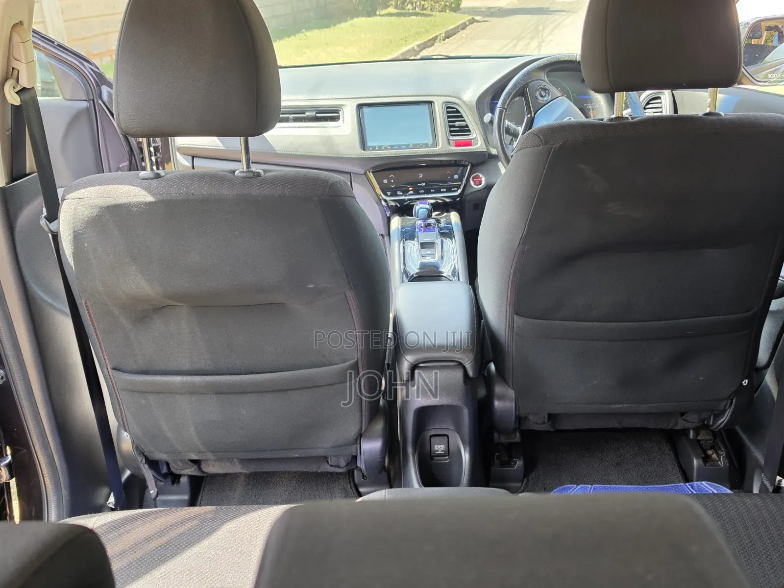 Honda Vezel 1.5 Hybrid 4WD 2018 Gray
