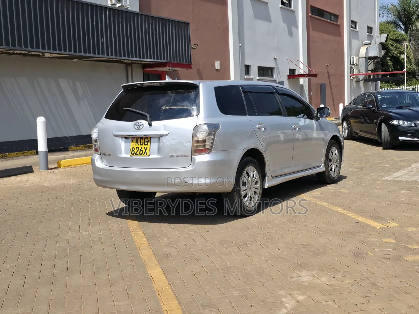 Toyota Corolla Fielder 2009 Silver